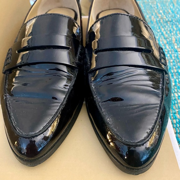 Michael Kors patent leather loafers size 7.5/38 women’s - Picture 3 of 15